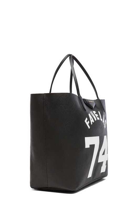 GIVENCHY Favelas 74 Antigona Shopper