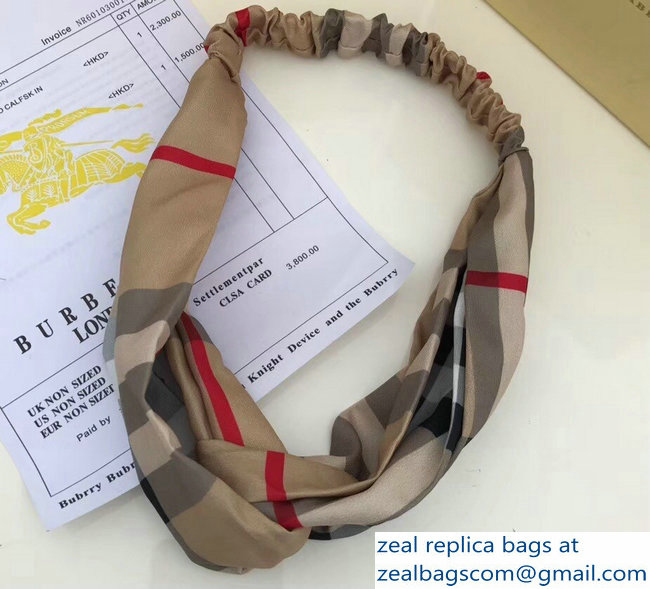 Burberry Headband B09