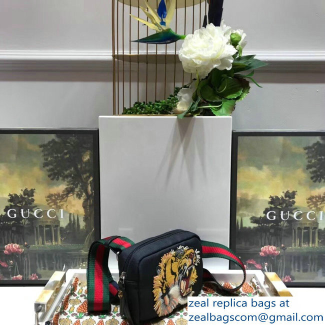 Gucci Black Canvas Shoulder Bag with Embroidered Panther Face 523323 2018 - Click Image to Close