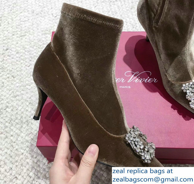 Roger Vivier Flower Strass Rivets Buckle Ankle Boots Velvet Camel 2018 - Click Image to Close