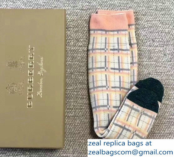 Burberry Cotton Socks BUR07 - Click Image to Close