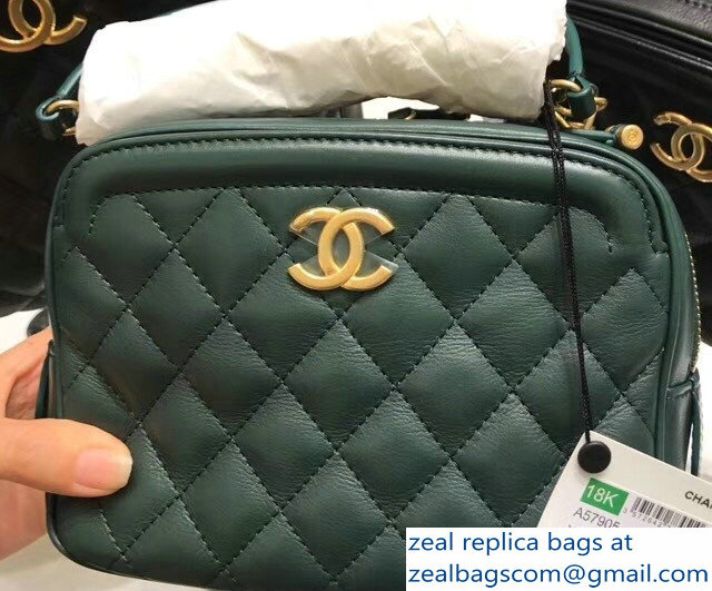 Chanel Calfskin CC Vanity Case Small Bag A57905 Green 2018
