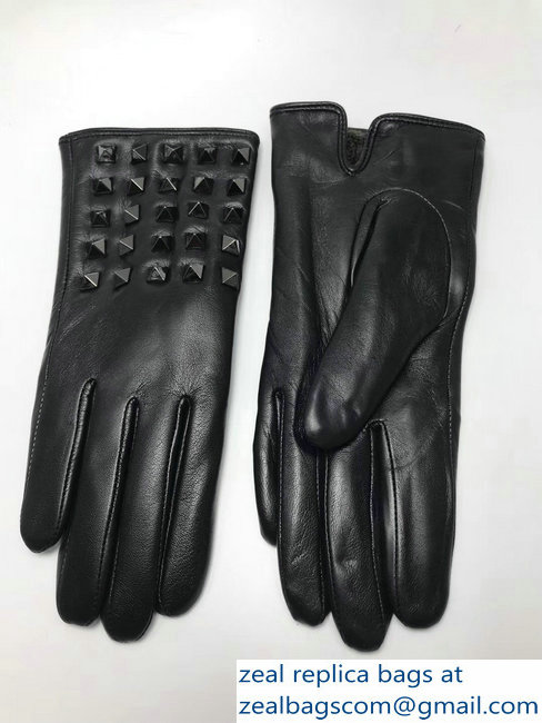 Valentino Gloves VLTN02