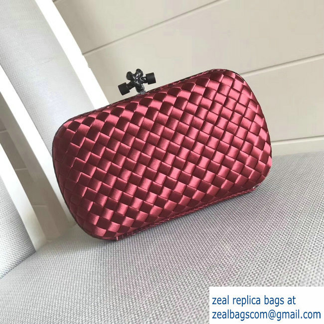 Bottega Veneta Intrecciato Chain Knot Clutch Bag red 2018