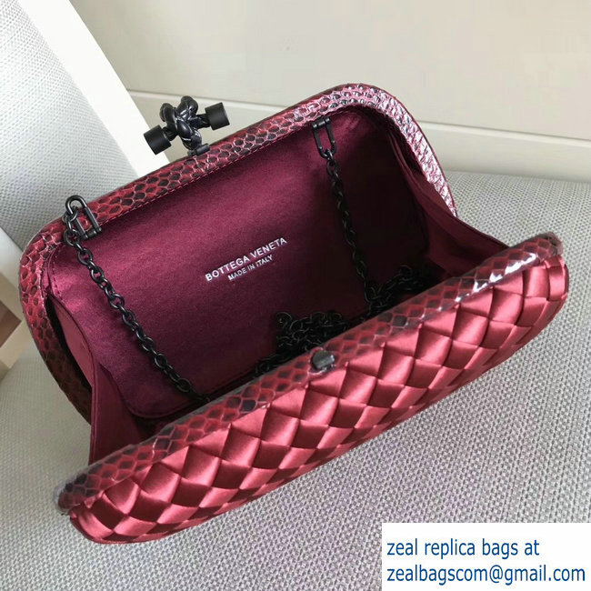 Bottega Veneta Intrecciato Chain Knot Clutch Bag red 2018