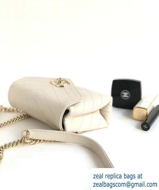Chanel Calfskin Coco Chevron Waist Bag White A57592 2018
