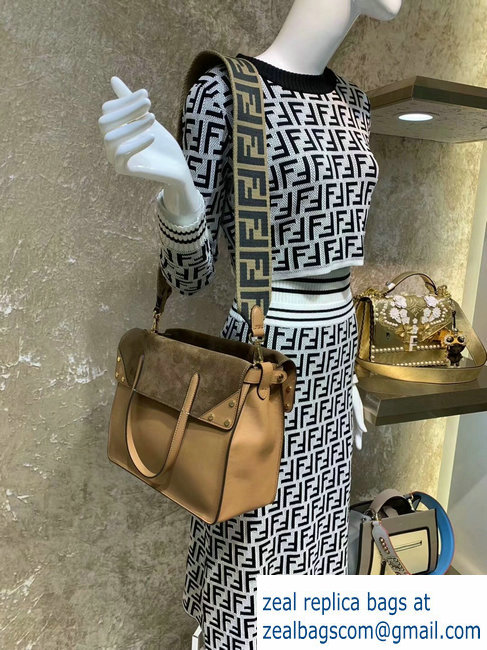 Fendi Flip Large Tote Bag Brown 2019 - Click Image to Close