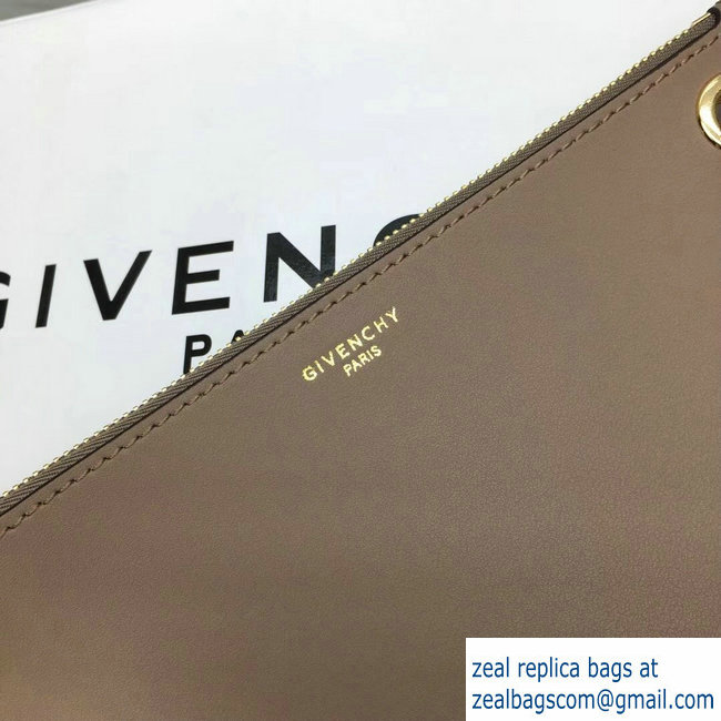 Givench GV Flat Zippered Pouch Bag In Smooth Leather Camel/Gold 2018