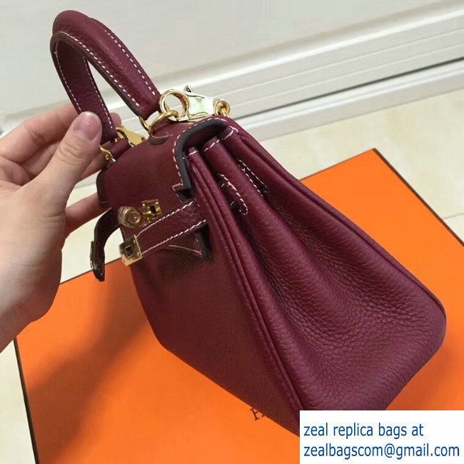 Hermes mini kelly 20 bag Burgundy in clemence leather with golden hardware