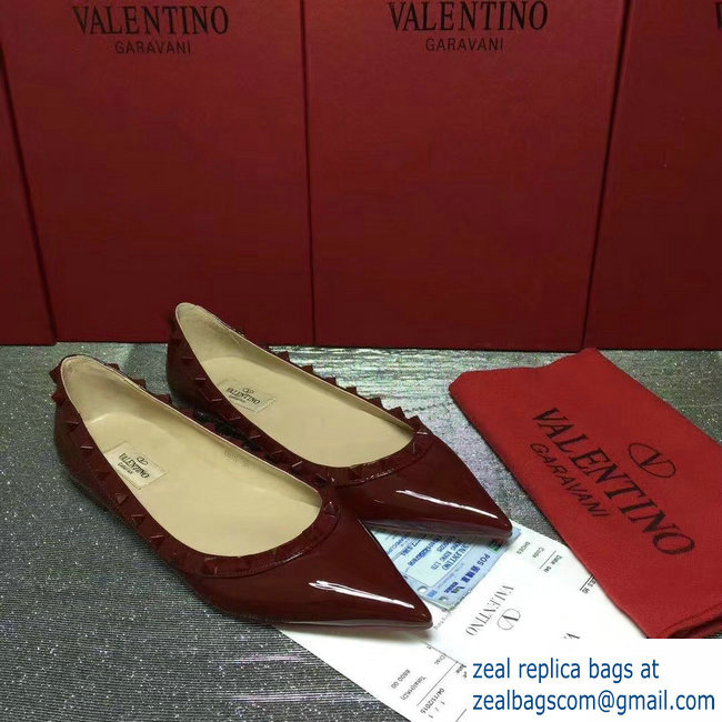 VALENTINO ROCKSTUD STRAP PATENT FLAT DARK RED - Click Image to Close