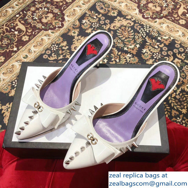 Gucci Heel 8cm Patent Leather Silver-toned Spikes Mules with Bow White 2019