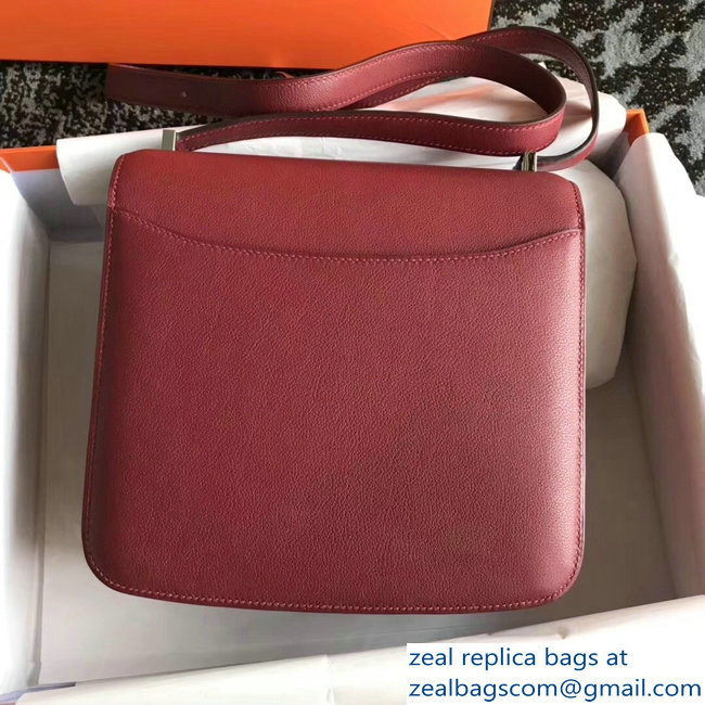 Hermes 2002 - 26 Bag Burgundy In Evercolor Calfskin With Adjustable Strap - Click Image to Close