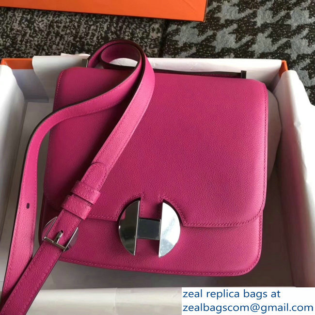 Hermes 2002 - 26 Bag Fuchsia In Evercolor Calfskin With Adjustable Strap - Click Image to Close