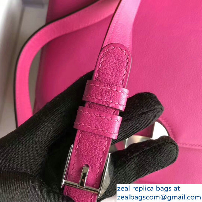 Hermes 2002 - 26 Bag Fuchsia In Evercolor Calfskin With Adjustable Strap - Click Image to Close