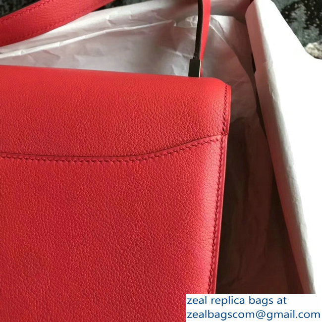 Hermes 2002 - 26 Bag Red In Evercolor Calfskin With Adjustable Strap - Click Image to Close