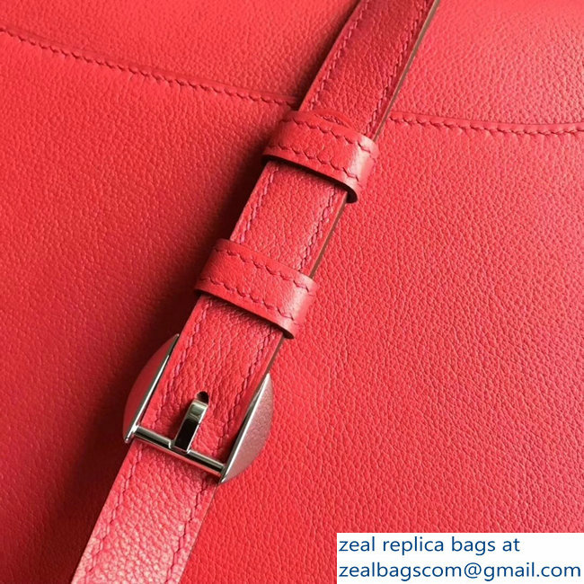 Hermes 2002 - 26 Bag Red In Evercolor Calfskin With Adjustable Strap - Click Image to Close