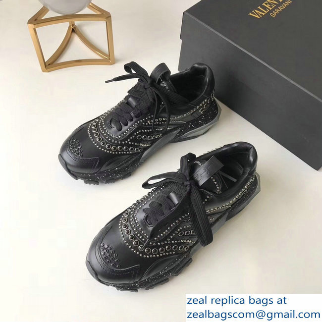 Valentino Bounce Low-top Sneakers Studs Black 2019 - Click Image to Close