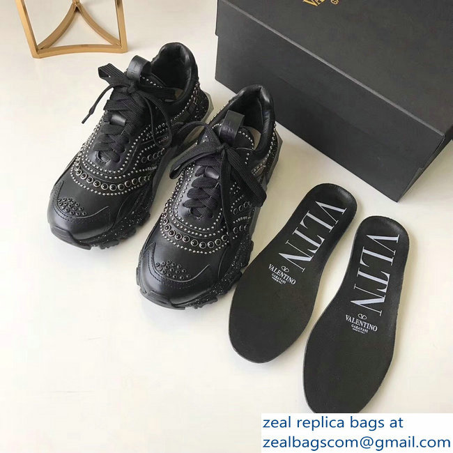 Valentino Bounce Low-top Sneakers Studs Black 2019 - Click Image to Close