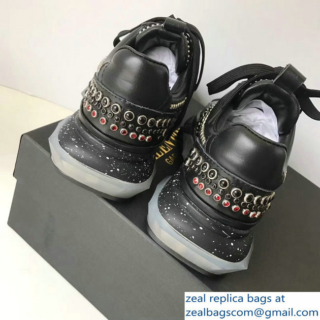 Valentino Bounce Low-top Sneakers Studs Black 2019