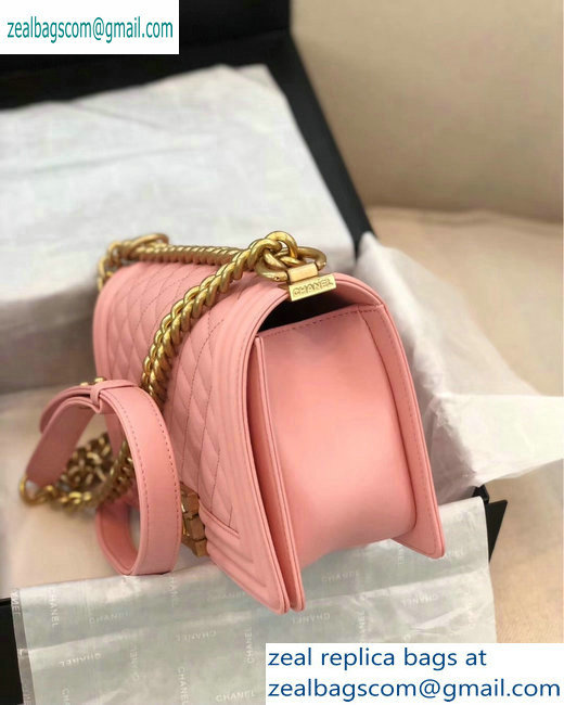 Chanel Calfskin and Gold-Tone Metal Medium Boy Flap Bag Pink 2019 - Click Image to Close