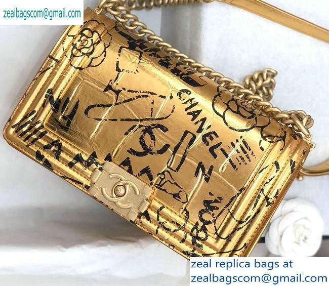 Chanel Graffiti Crocodile Embossed Printed Boy Flap Medium Bag Gold 2019 - Click Image to Close