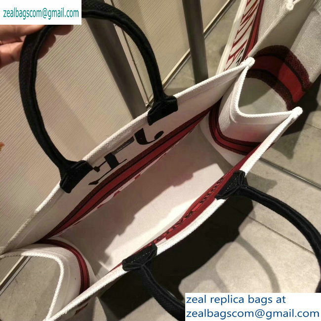 DiorBook Tote Bag white with an Embroideredheart 2019