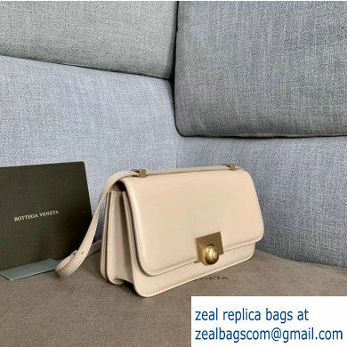 Bottega Veneta BV Classic Ronde Shoulder Bag Nude 2019