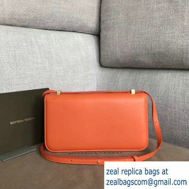 Bottega Veneta BV Classic Ronde Shoulder Bag Orange 2019 - Click Image to Close