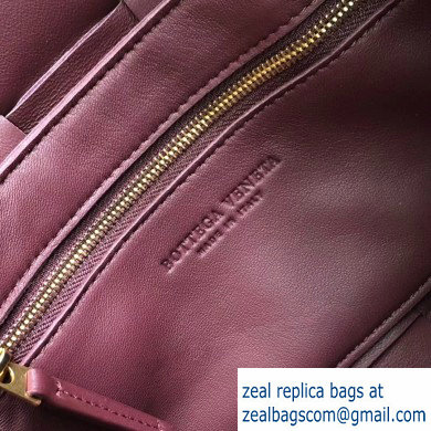 Bottega Veneta Cassette Crossbody Bag In Maxi Weave Burgundy 2019 - Click Image to Close