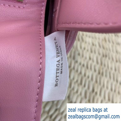 Bottega Veneta Cassette Crossbody Bag In Maxi Weave Pink 2019 - Click Image to Close
