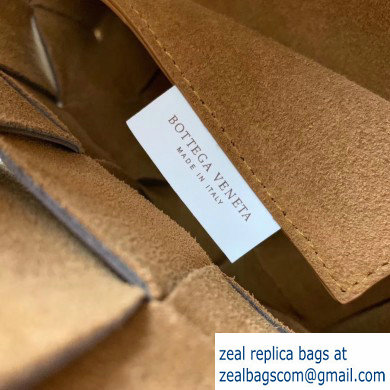 Bottega Veneta Horizontal Medium Tote Bag In Maxi Intreccio Coffee 2019 - Click Image to Close