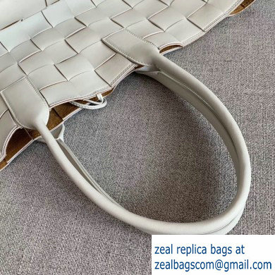 Bottega Veneta Horizontal Medium Tote Bag In Maxi Intreccio White 2019 - Click Image to Close