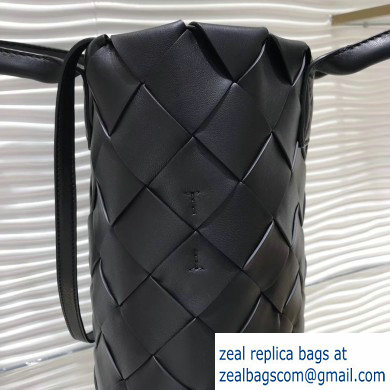 Bottega Veneta Maxi Cabat 30 Tote Bag In Nappa Black 2019