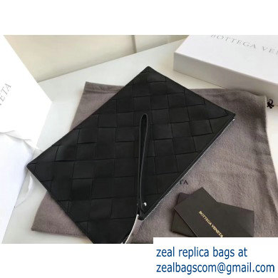 Bottega Veneta Medium Pouch Clutch Bag In Maxi Intreccio Weave Black 2019 - Click Image to Close