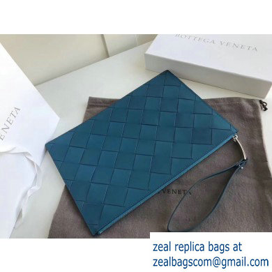 Bottega Veneta Medium Pouch Clutch Bag In Maxi Intreccio Weave Blue 2019 - Click Image to Close