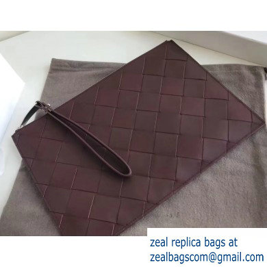 Bottega Veneta Medium Pouch Clutch Bag In Maxi Intreccio Weave Burgundy 2019