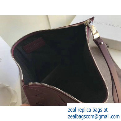 Bottega Veneta Medium Pouch Clutch Bag In Maxi Intreccio Weave Burgundy 2019