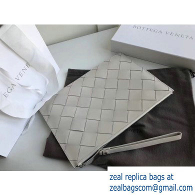 Bottega Veneta Medium Pouch Clutch Bag In Maxi Intreccio Weave White 2019 - Click Image to Close