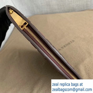Bottega Veneta Small BV Rim Disc-shaped Clutch Bag In Maxi Intreccio Burgundy 2019