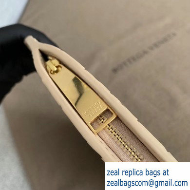 Bottega Veneta Small BV Rim Disc-shaped Clutch Bag In Maxi Intreccio Nude 2019