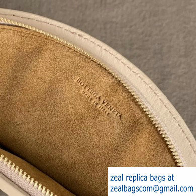 Bottega Veneta Small BV Rim Disc-shaped Clutch Bag In Maxi Intreccio Nude 2019 - Click Image to Close