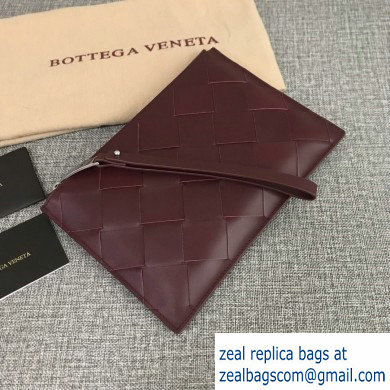 Bottega Veneta Small Pouch Clutch Bag In Maxi Intreccio Weave Burgundy 2019 - Click Image to Close