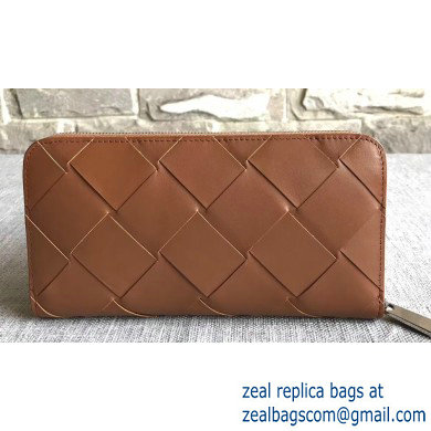 Bottega Veneta Zip Around Wallet In Intreccio Weave Brown 2019