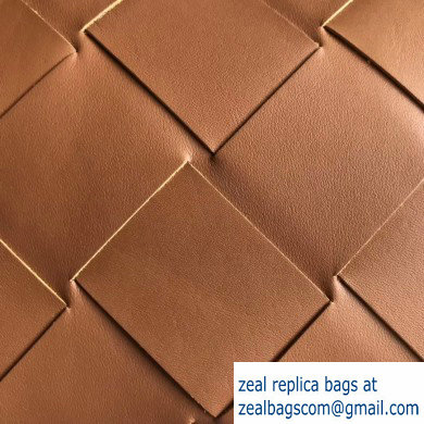 Bottega Veneta Zip Around Wallet In Intreccio Weave Brown 2019 - Click Image to Close