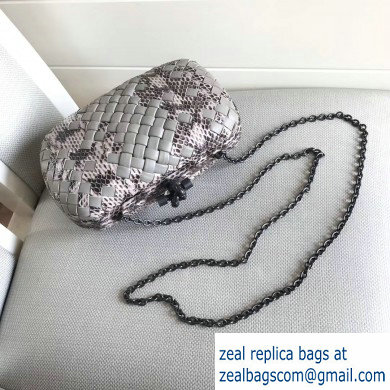 Bottega Veneta Intrecciato Chain Knot Clutch Bag Python Gray - Click Image to Close