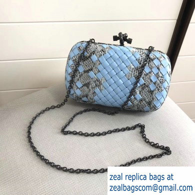 Bottega Veneta Intrecciato Chain Knot Clutch Bag Python Sky Blue - Click Image to Close