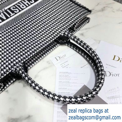 Dior Book Tote Bag in Embroidered Canvas Houndstooth Black/White - Click Image to Close