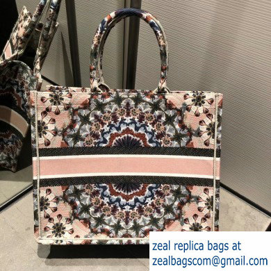 Dior Book Tote Bag in Multicolor KaleiDiorscopic