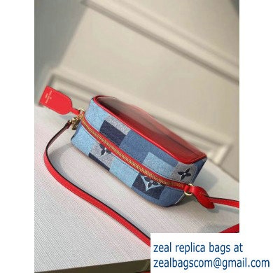 LOUIS VUITTON PVC BEACH POUCH M68765 - Click Image to Close