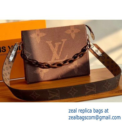 Louis Vuitton Monogram Giant Canvas Toiletry Pouch 26 Bag with Chain and Strap Brown 2020 - Click Image to Close